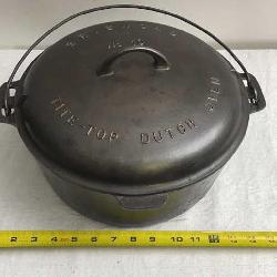 Griswold  No 10, Tite Top Dutch Oven ,