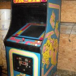 Midway Bally Mrs.PacMan Arcade Game 1981