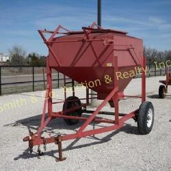 EVERETS 2 TON FEED BUGGY