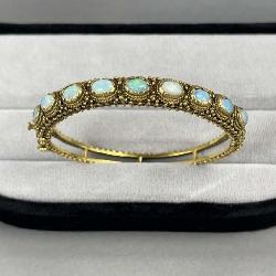 Vintage 14KYG Opal Hinged Bangle Bracelet