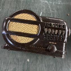Antique SyRover Model 520 Radio