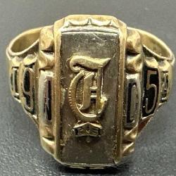 10k. Gold Sz.11 1954 Class Ring 7.57 Grams