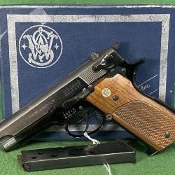 Smith & Wesson Model 39 Pistol, 9mm