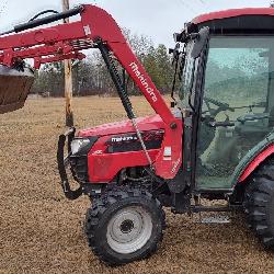 Mahindra 2538 HST w/ 2358CL Loader