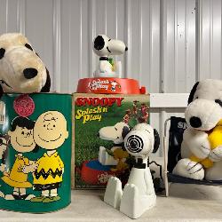 Great Snoopy lot incl. trash can, fan & sprinkler