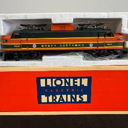 Lot #105 Lionel Lines Great Norther Electric Engine 8302 NIB