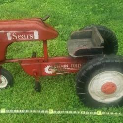 Sears Diesel 537 Peddle Tractor