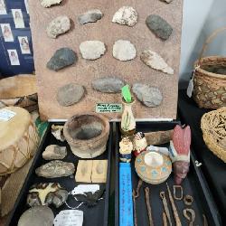 Native American Stone Knives and Scrapers