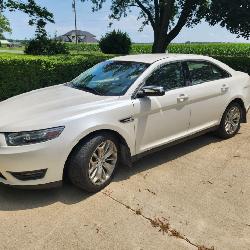 2013 Ford Taurus Limited with 86,300 Miles