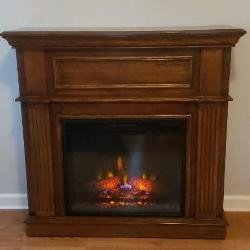 Elec. Fireplace with remote 39inX41inX13in