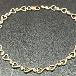 10k. Yellow Gold Heart Bracelet 4.06 Grams