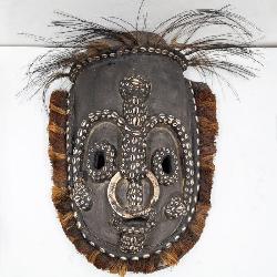 Large Papua New Guinea Iatmul Sepik Region Carved Wood Mask With Shells, Tusks, And Feathers