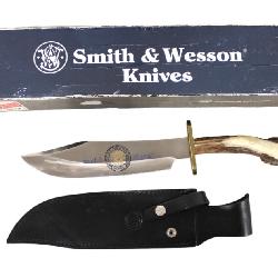  Lot 686 Smith & Wesson Knife USA SW405 Stag 146th Anniversary Stag 146th Ann Bowie  www.SouthJerseyAuction.com