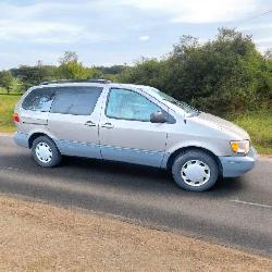 1999 Toyota Sienna