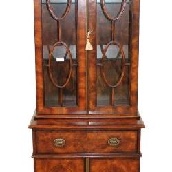 South Jersey Auction Lot 500: Theodore Alexander Althorp George III Sheraton style petite narrow library bookcase curio cabinet