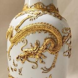 11 - WHITE PORCELAIN DRAGON VASE 10