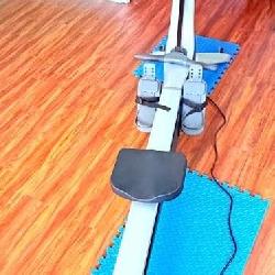 HIGH END ROWER TRAINER 