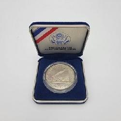 United States Constitution Coins - 1987 Silver Dollar