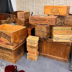 COLLECTION WOODEN ADV. BOXES 