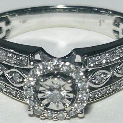 14KT WHITE GOLD DIAMOND RING 4.20 GRS