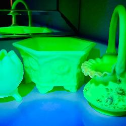 This Fri & Sat! ~Incredible Springtown #2 - MCM, Uranium Glass, Riding Mower, Swung Vase, Waterford, Jewelry, Hollywood Regency, Brass & Copper Accents & Much More!