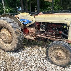 Ford 800 Tractor