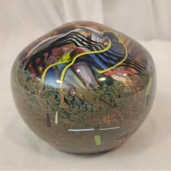 Beautiful art glass decorative piece