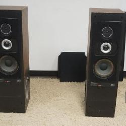 1276	A. R. 90 SPEAKERS IN NEED OF NEW SURROUND