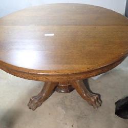 Oak Ball foot table