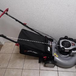 Murray Self Propelled Lawn Mower with Mulch Bag