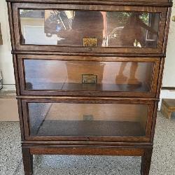 Lot # : 64 - Globe-Wernicke Co. Barrister Bookcase