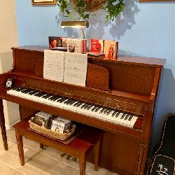YAMAHA M450 TC Piano