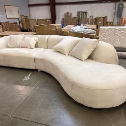 Cailey 131.1' Velvet Sofa