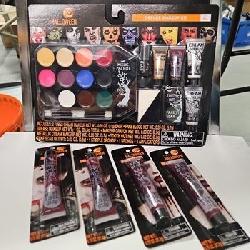 Deluxe Makeup Kit & Fake Blood