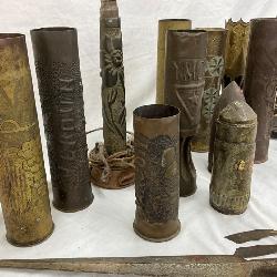 COLLECTION MILITARY SHELL ART 