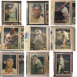 Complete 1957 Topps Baseball Card Set - In Order (1 - 407) - All Sleeve Protected