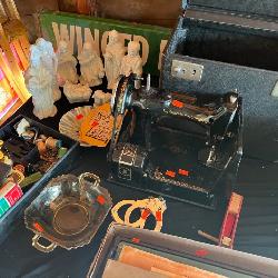 Singer Featherweight Sewing Machine