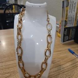 gold Paparazzi Necklace 