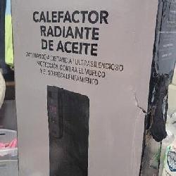 Perfect Aire 160 sq ft Electric Digital Oil Filled Heater 5120 BTU