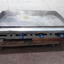 Imperial Commercial Heavy Duty 48 inch Steel Plate 4 Burner Gas Griddle