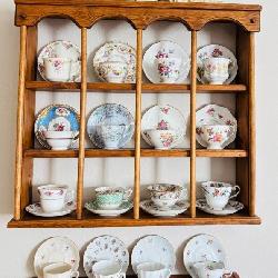 Teacup / Saucer Display Shelf