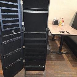 Jewelery stand with front mirror