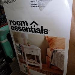 Traditional Side Table with Storage Drawer 