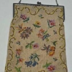 1920s floral glass beaded purse