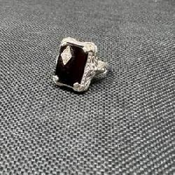 Art Deco 14K White Gold Black Onyx & Diamond Ring – 3.15g Vintage