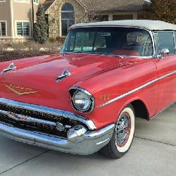 1957 Chevrolet Bel Air Convertible, 283 Cubic Inch 220 HP Powerpack V-8 Engine 4 Barrel Carb, 3 Spee