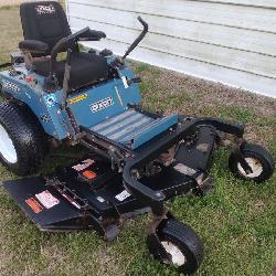 Dixon ZTR Commercial Zero Turn Mower