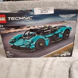 LEGO Technic Aston Martin Valkyrie Toy Car 42208