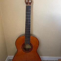 Vintage Hernandes Classical Guitar – Spanish Style Nylon String