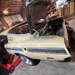 1969 Plymouth Barracuda, 2020 Challenger HellCat RT 5.7 HEMI installed